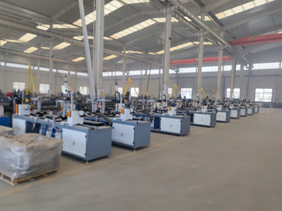 Werkstatt zur Herstellung von Erdungsschrauben