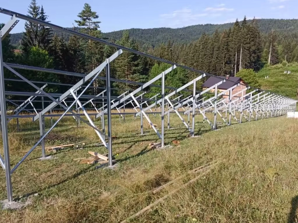 Galvanized gegen Zam: Ein Showdown von Antikorrosionstechnologien