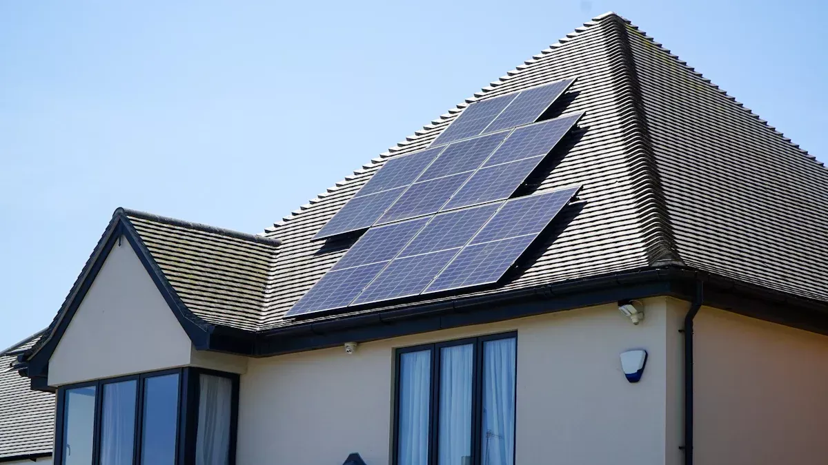 So installieren Sie Solarmodule zu Hause