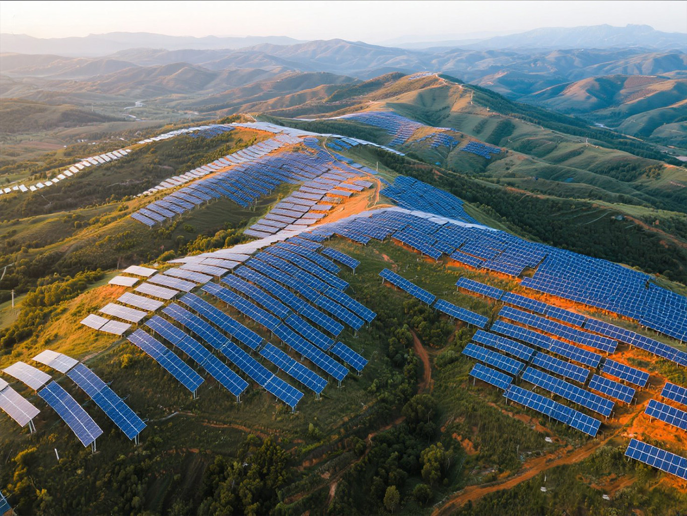 Was ist der Unterschied zwischen festen Klammern und verstellbaren Klammern?